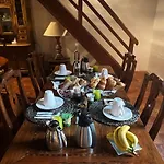 Les Remparts De فندق مبيت وإفطار 4*