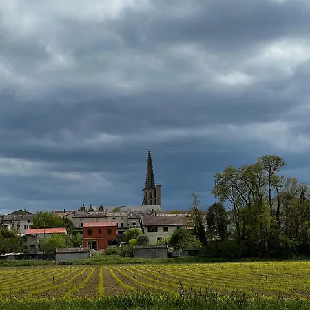 Les Remparts De Mirepoix (Ariege)