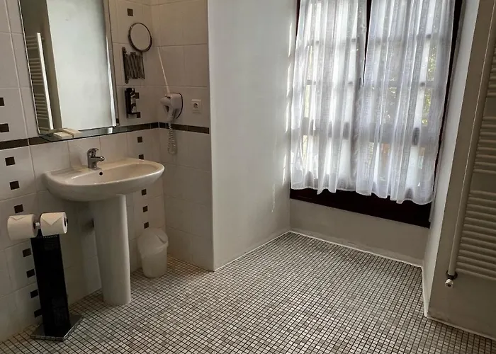 Sci Les Remparts De Mirepoix 4* Mirepoix (Ariege)