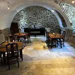 Les Remparts De 4* Mirepoix (Ariege)