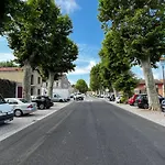 Alojamento de Acomodação e Pequeno-almoço Les Remparts De