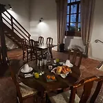 Les Remparts De Mirepoix (Ariege)