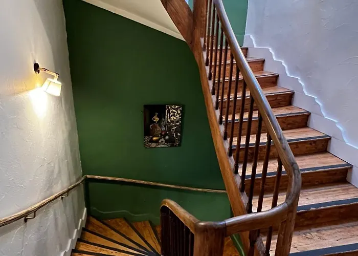 Sci Les Remparts De Mirepoix Bed & Breakfast 4*